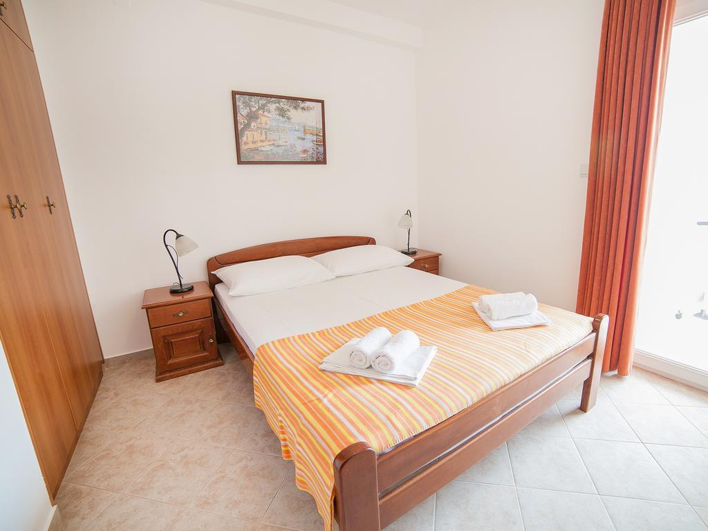 Apartments Ivan Petrovac Room photo